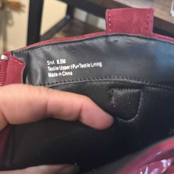 Penny loves Kenny Red embroidered booties size 8.5 - Picture 8 of 9